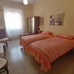 Bed & Breakfast Claudia, Rome